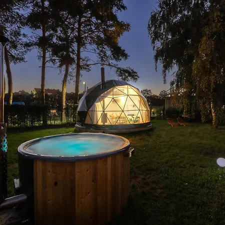 Glamping Escape To The Stars Under Prague Skyline Hotel Exterior photo