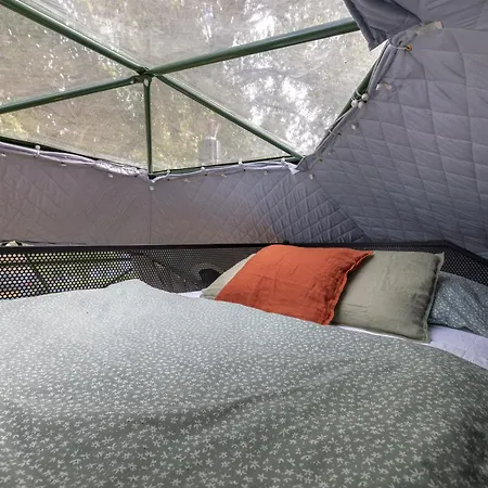 Glamping Escape To The Stars Under Prague Skyline Hotel Exterior photo