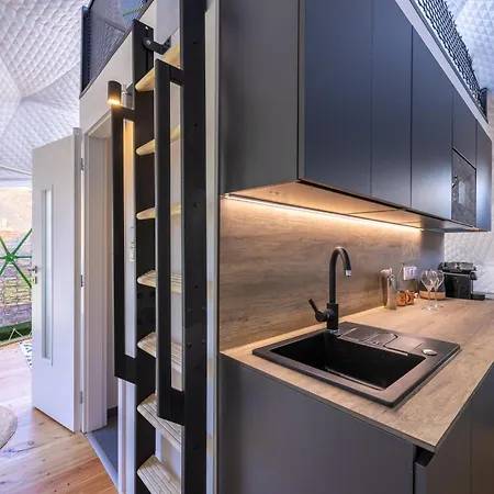 Glamping Escape To The Stars Under Prague Skyline Hotel Exterior photo